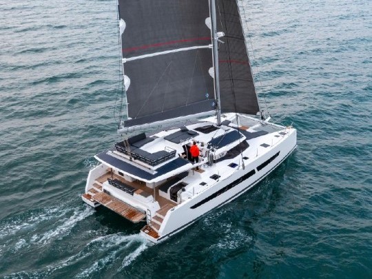FOUNTAINE PAJOT AURA 51 (5 Cabinas) — photo 1