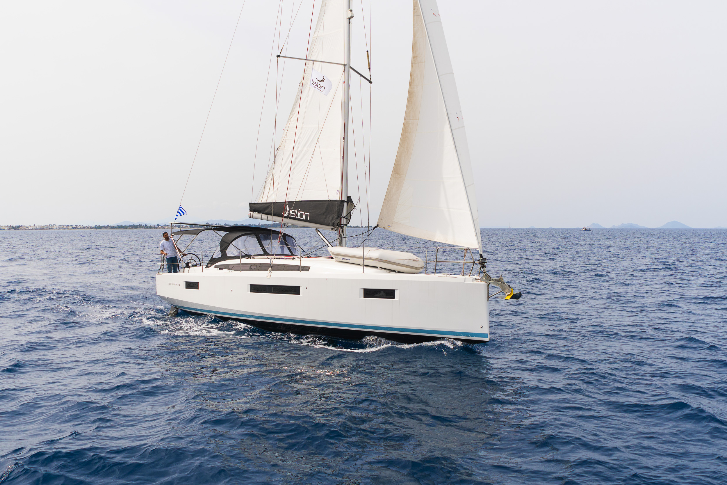 Sun Odyssey 410 — photo 2