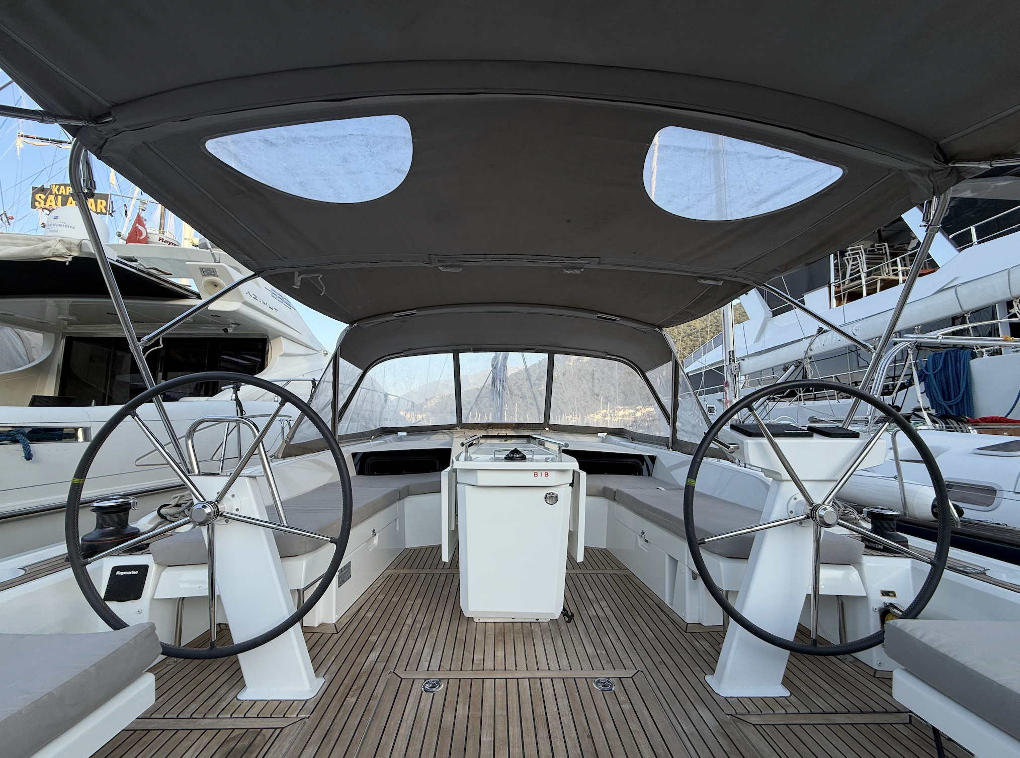Oceanis 46.1 — photo 10