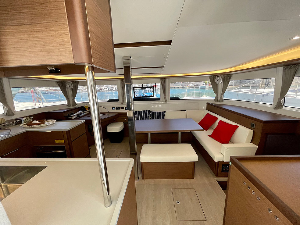 Lagoon 46 — photo 17