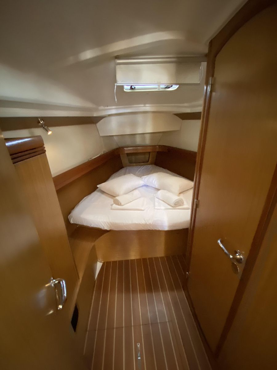 Sun Odyssey 42 i — photo 18