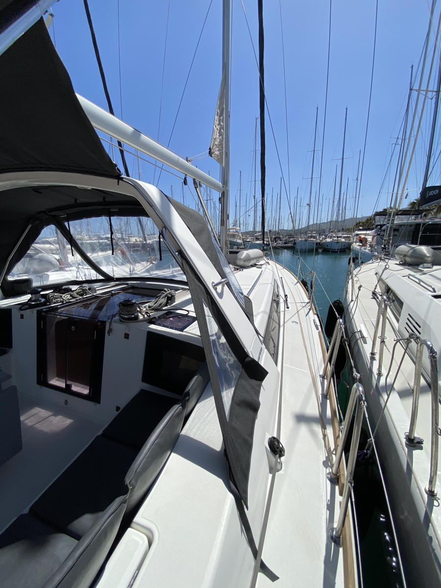 Oceanis 45/3 — photo 28