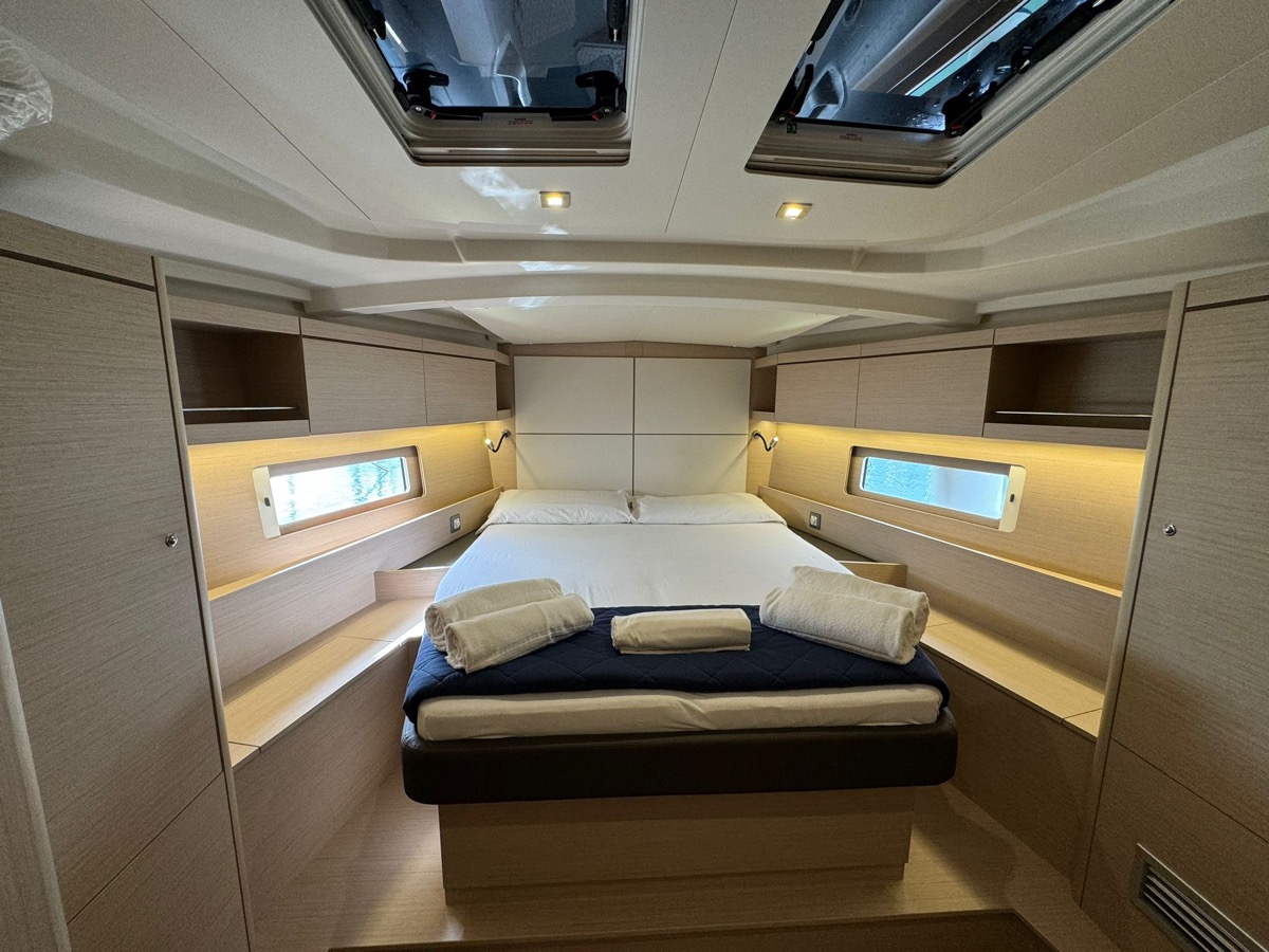Oceanis 46.1 (3 cab) — photo 16