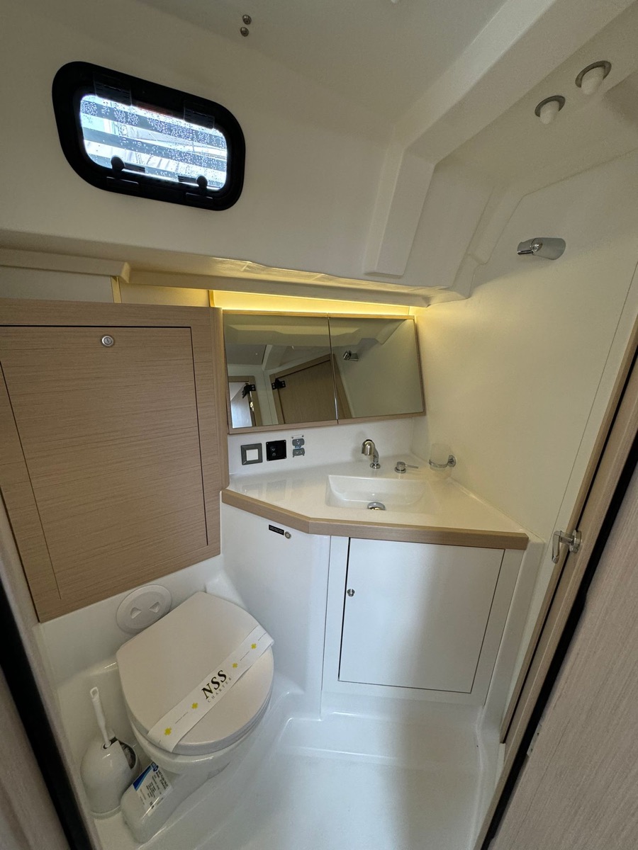 Oceanis 46.1 (3 cab) — photo 22