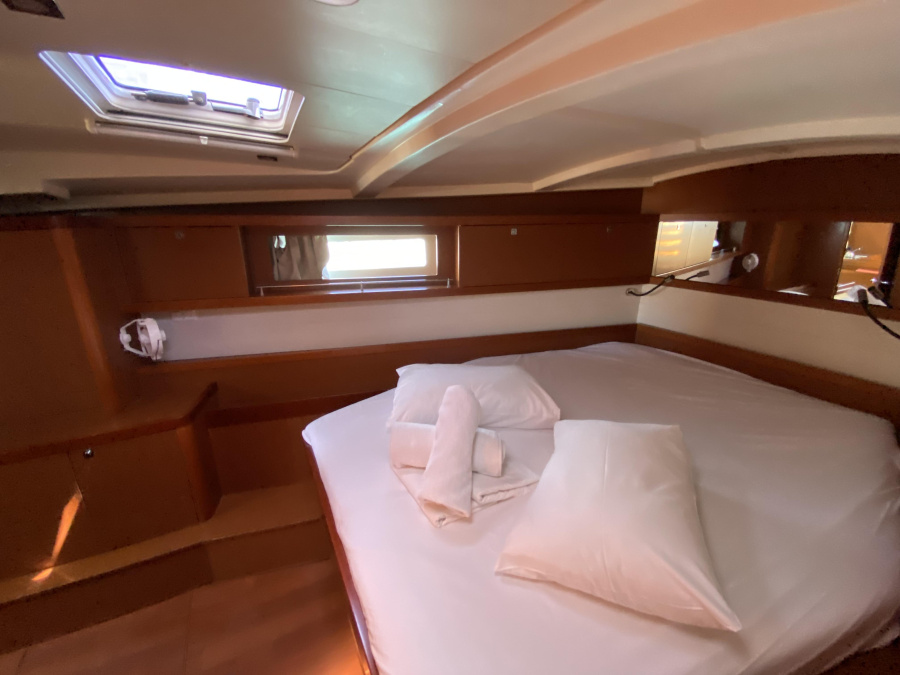 Oceanis 45/3 — photo 18
