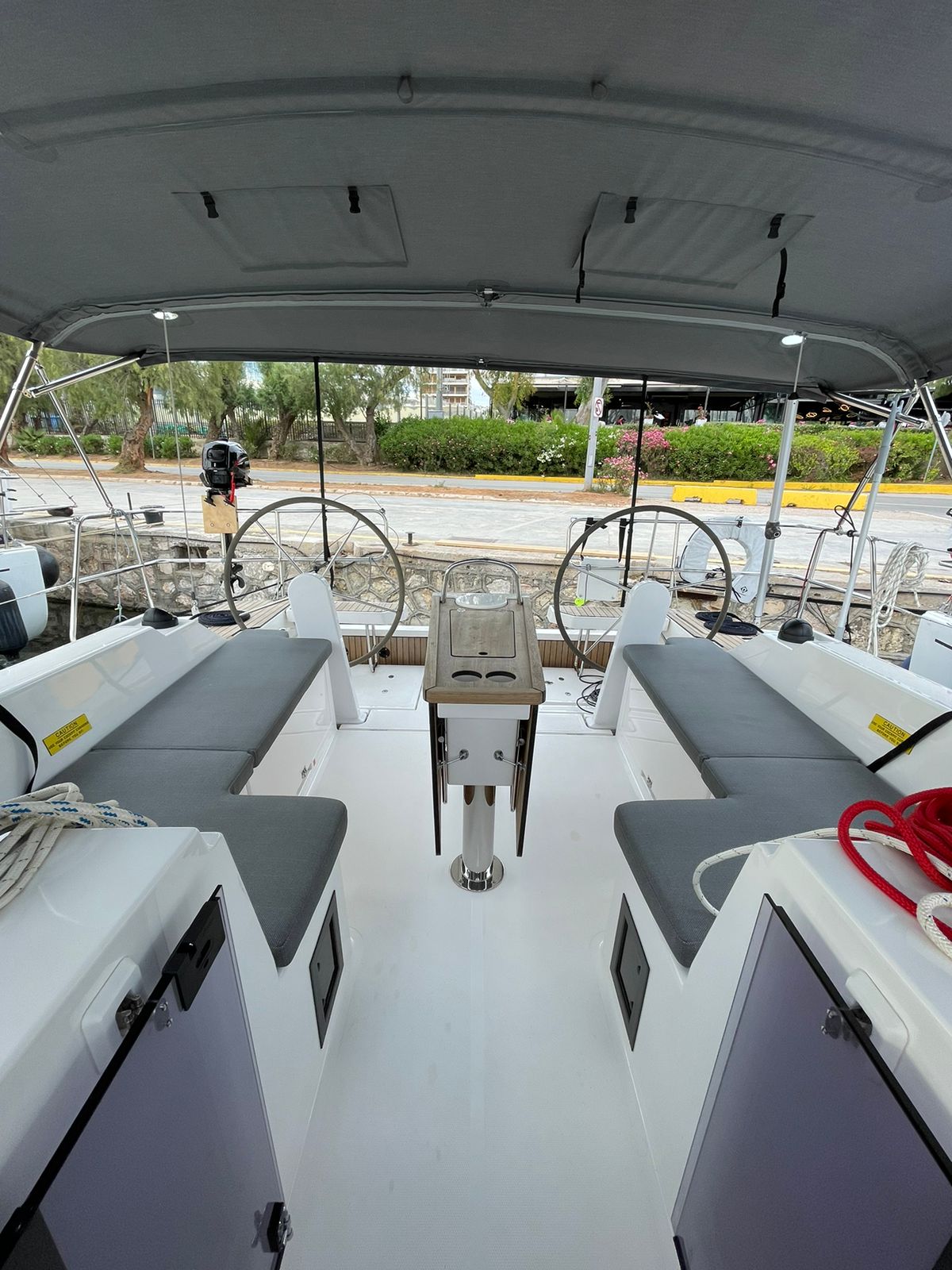 Bavaria C42 — photo 13