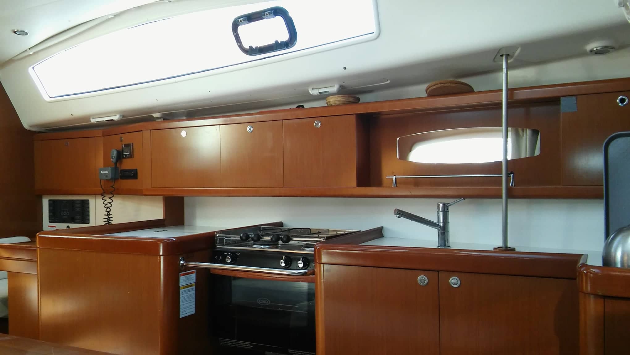 Oceanis 40 — photo 4