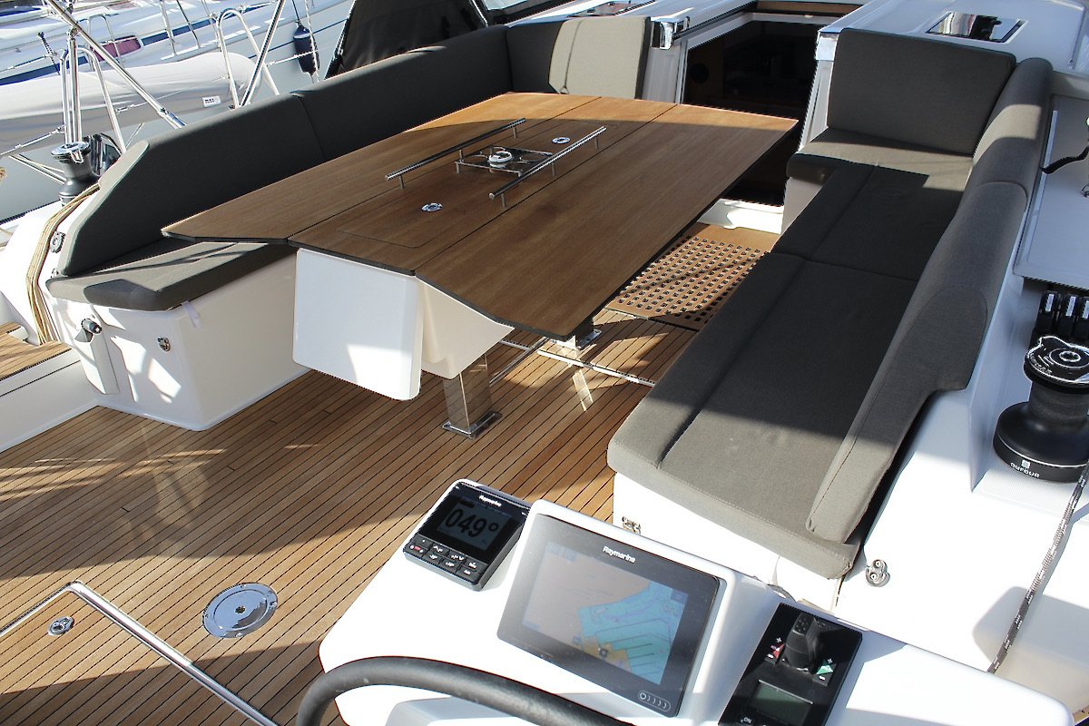 Dufour 530 — photo 13