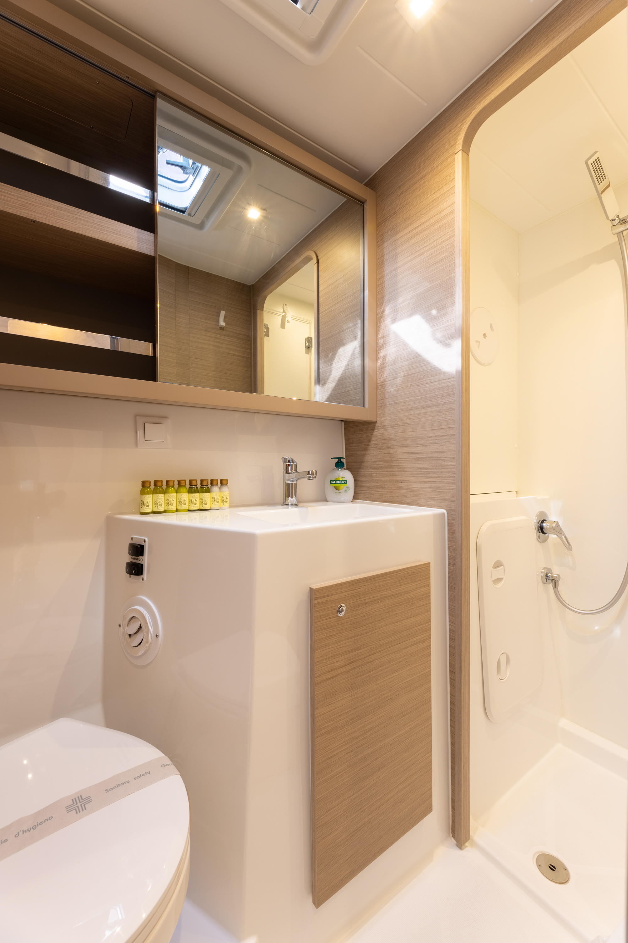 Lagoon 42 — photo 15