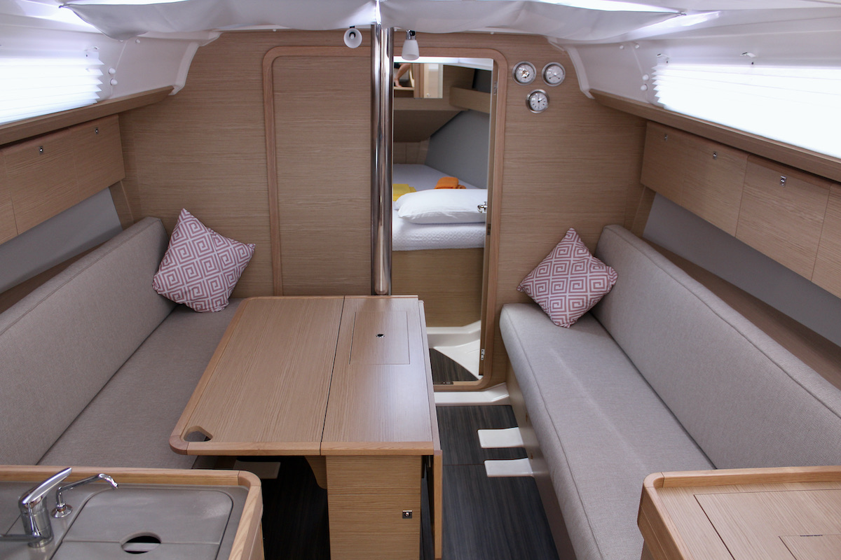 Dufour 360 Grand Large — photo 8