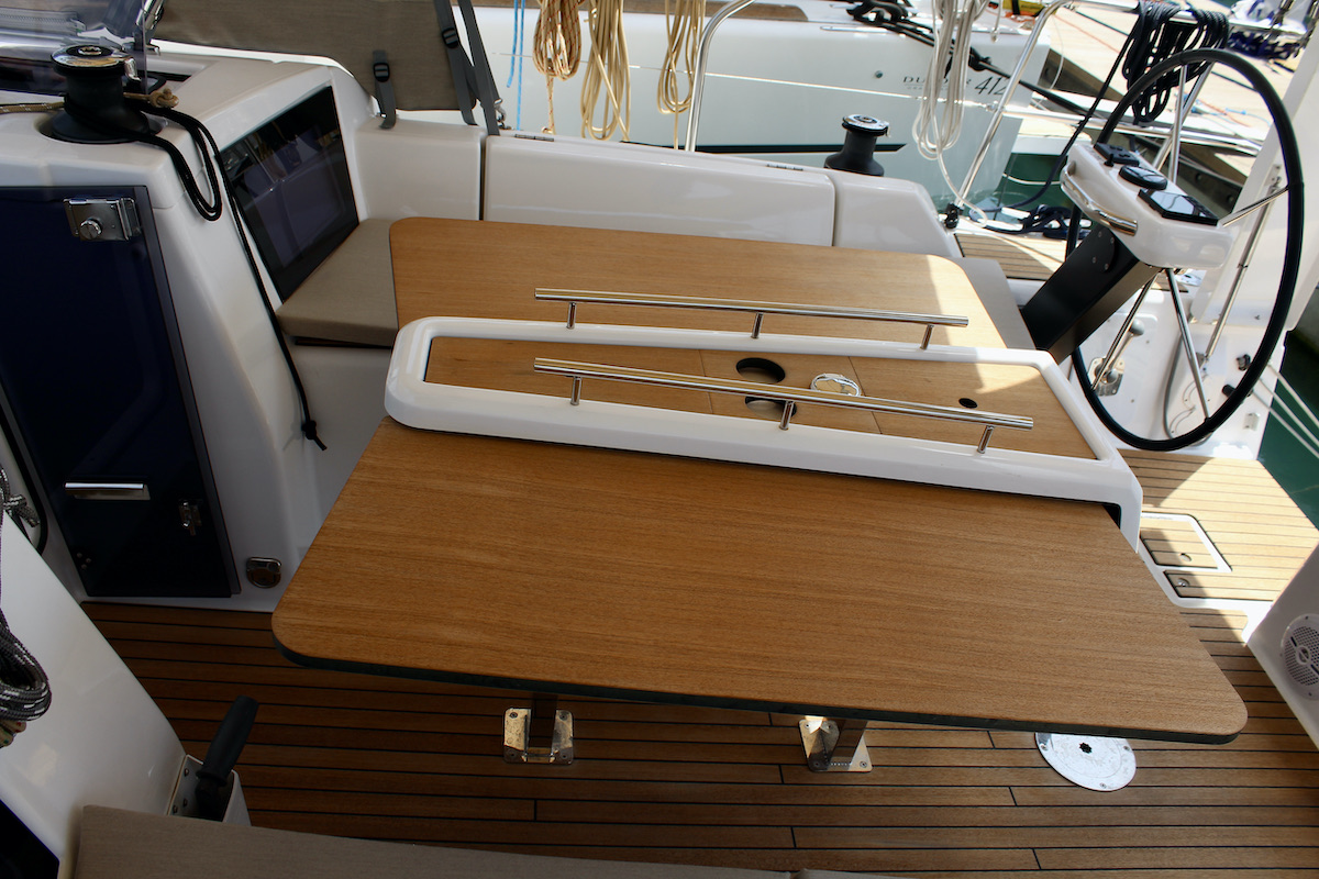 Dufour 360 Grand Large — photo 14
