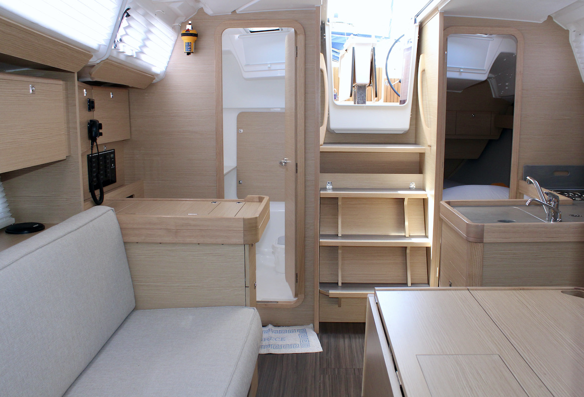 Dufour 360 Grand Large — photo 7