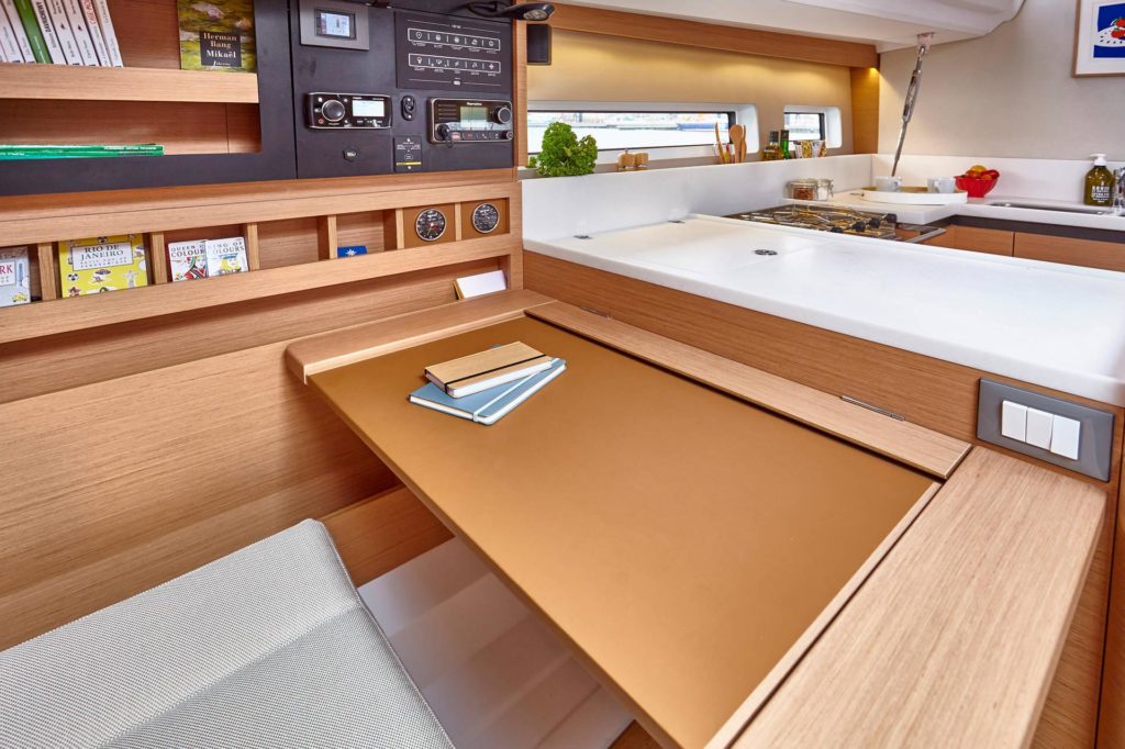 Sun Odyssey 440 — photo 11