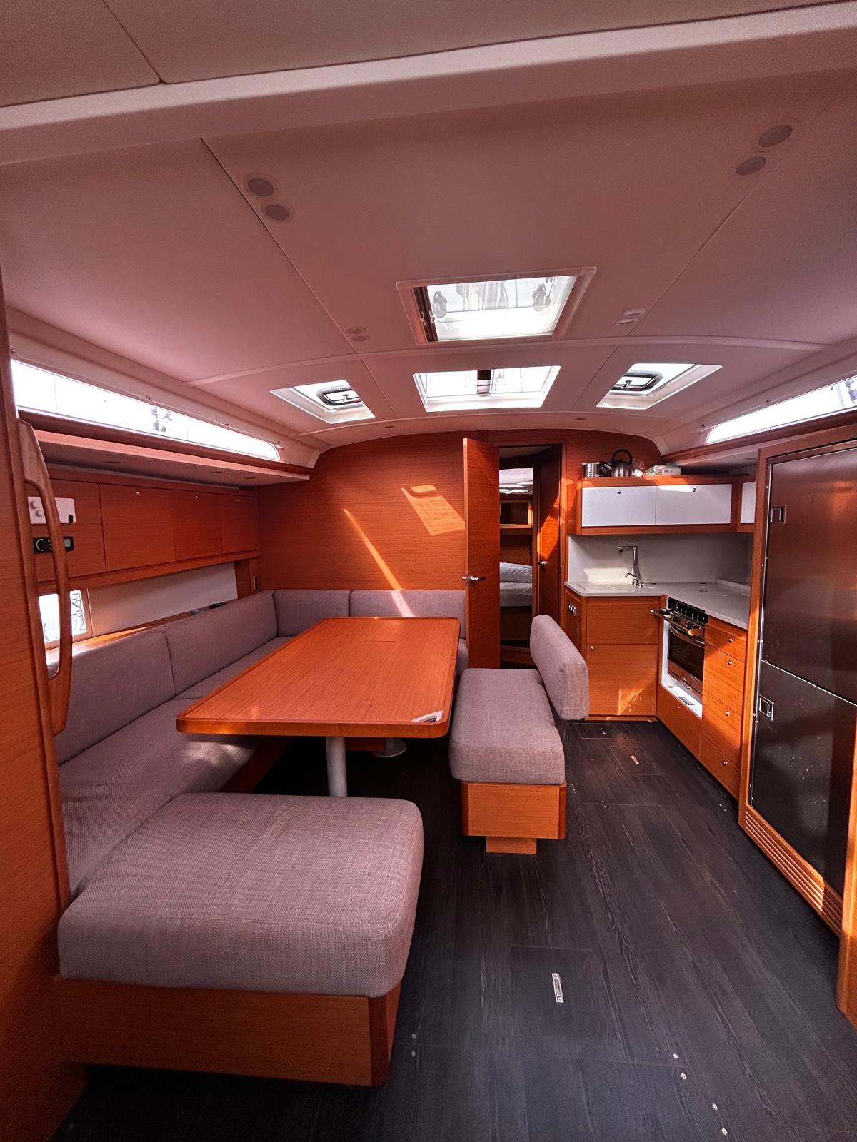 Dufour 470 — photo 2