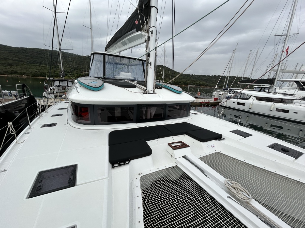 Lagoon 51 — photo 9