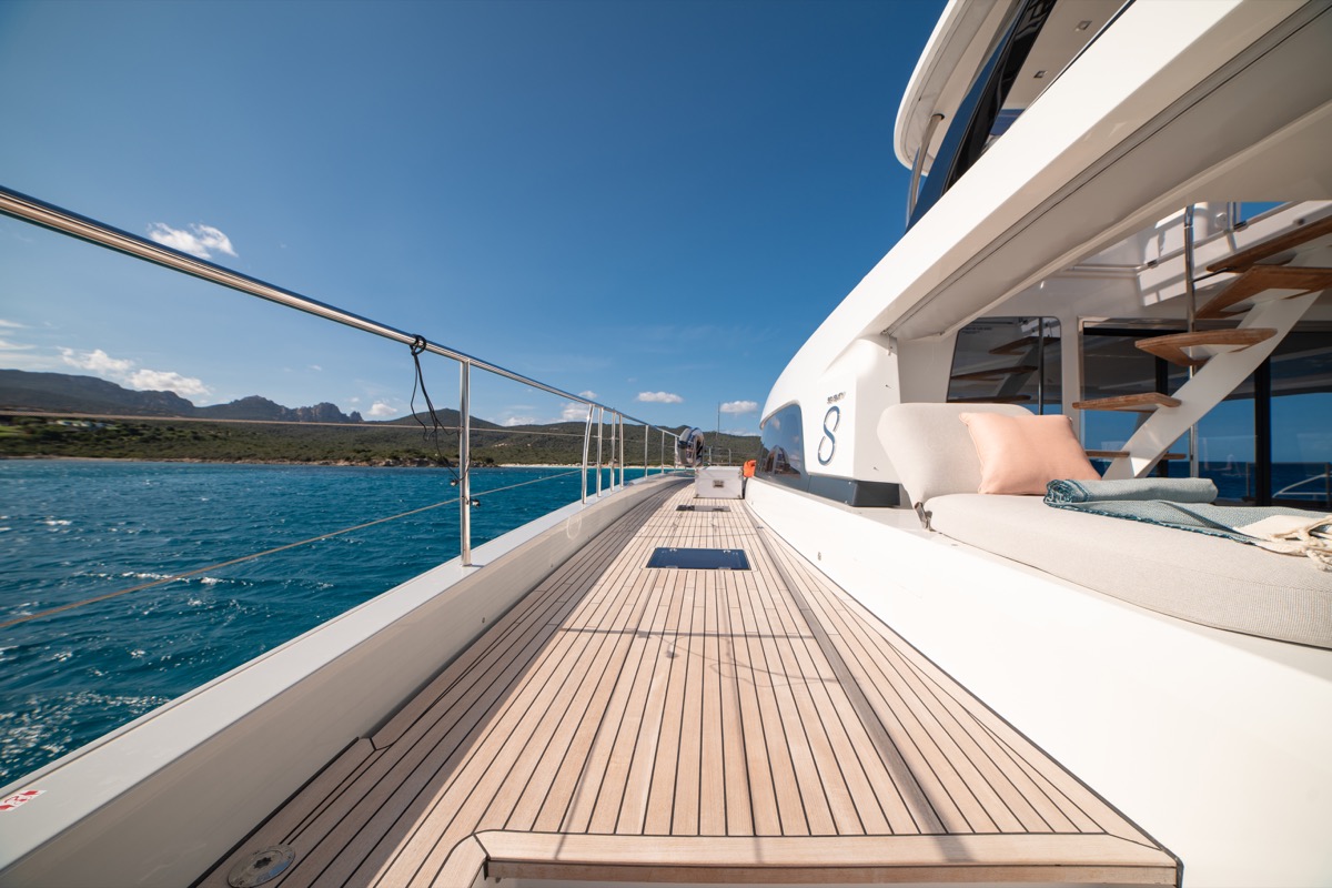 Lagoon Seventy 8 — photo 39