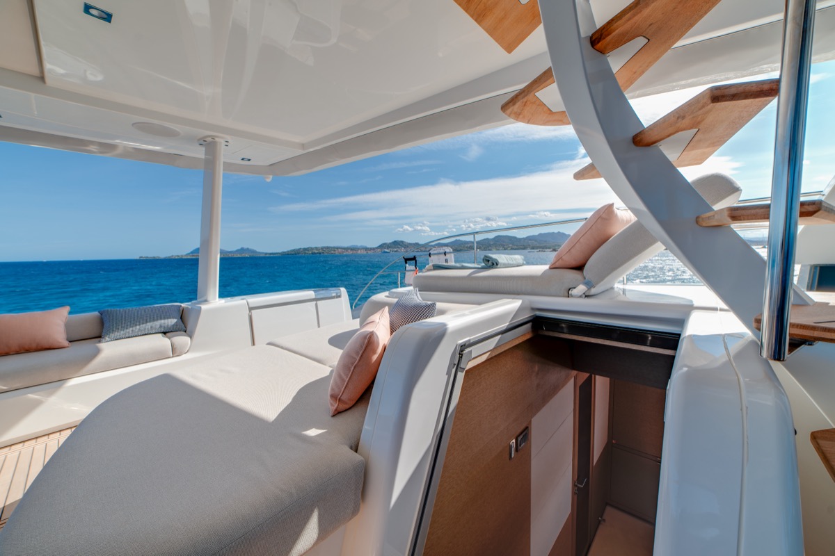 Lagoon Seventy 8 — photo 75