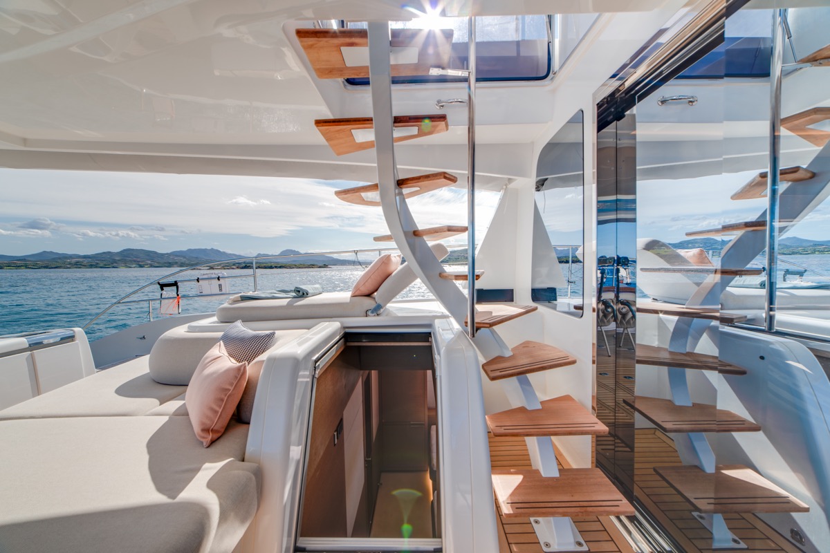 Lagoon Seventy 8 — photo 44