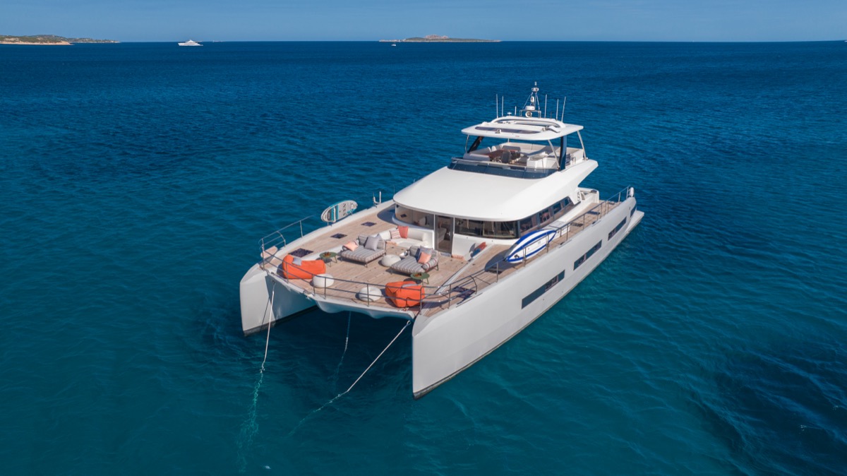 Lagoon Seventy 8 — photo 3