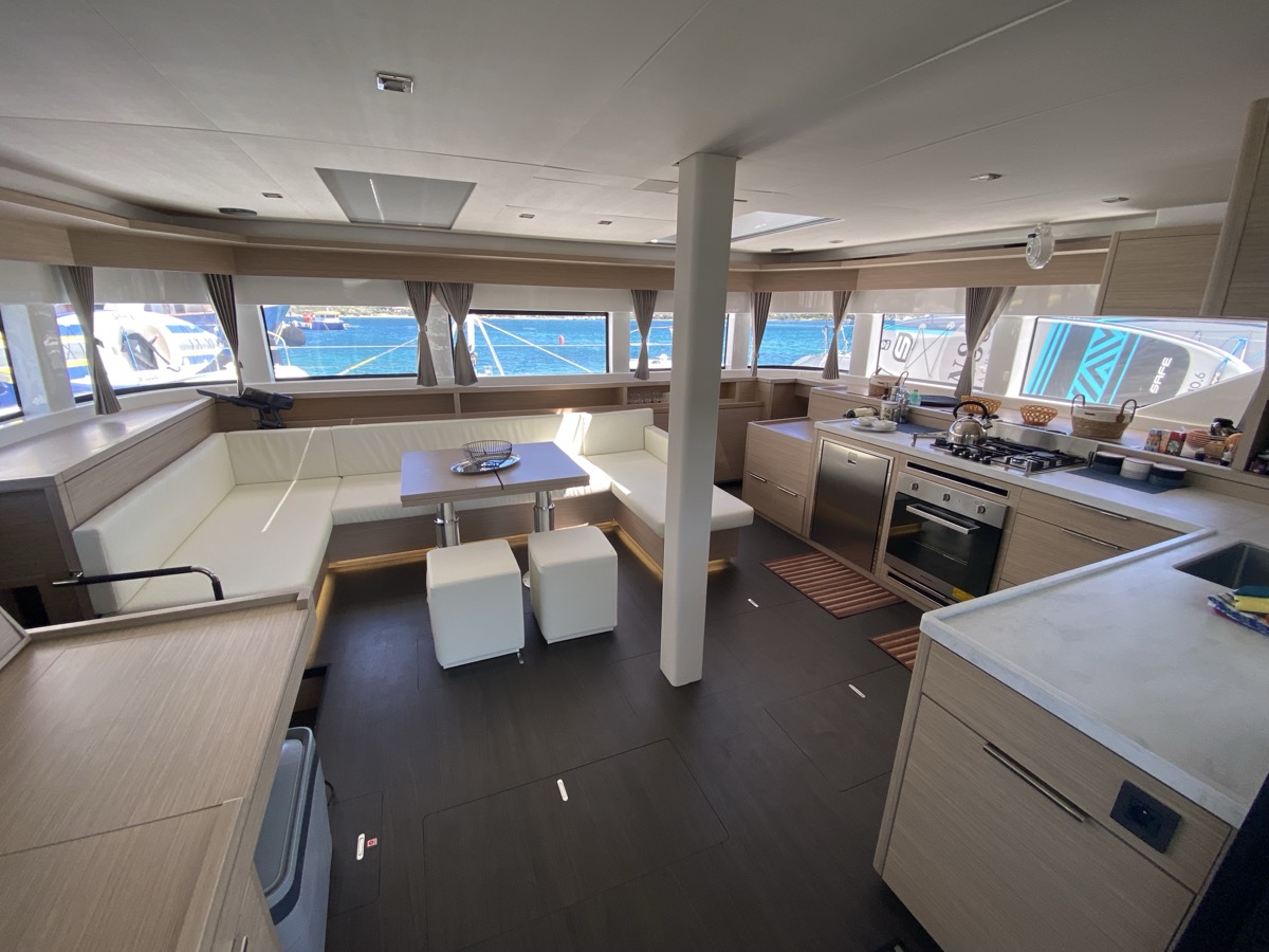 Lagoon 55 (5 cab) — photo 11