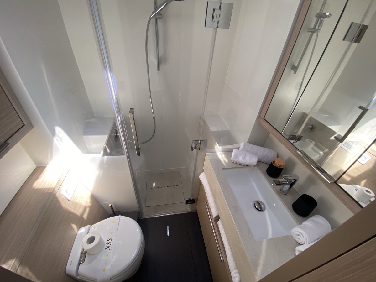 Lagoon 55 (5 cab) — photo 13