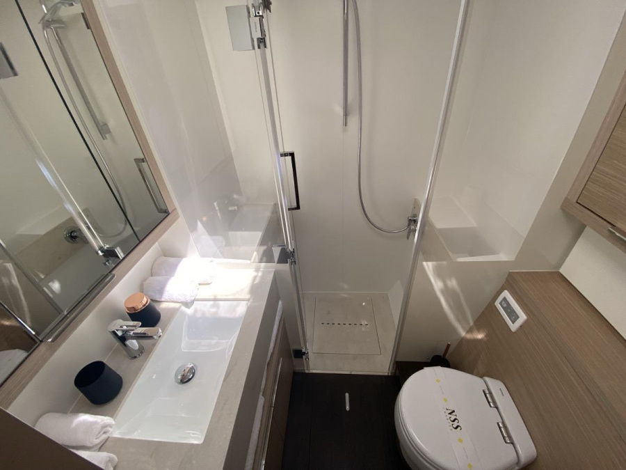 Lagoon 55 (5 cab) — photo 7