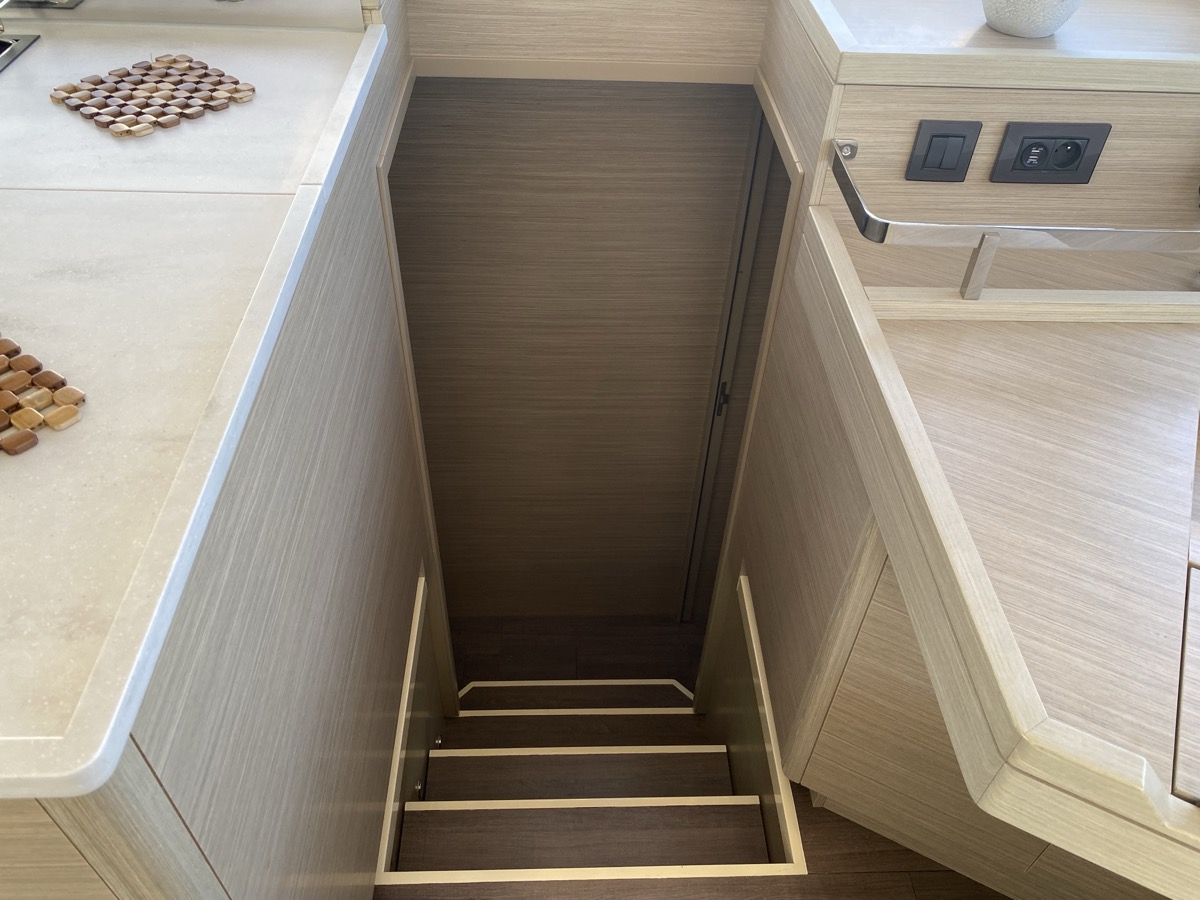 Lagoon 46 — photo 25