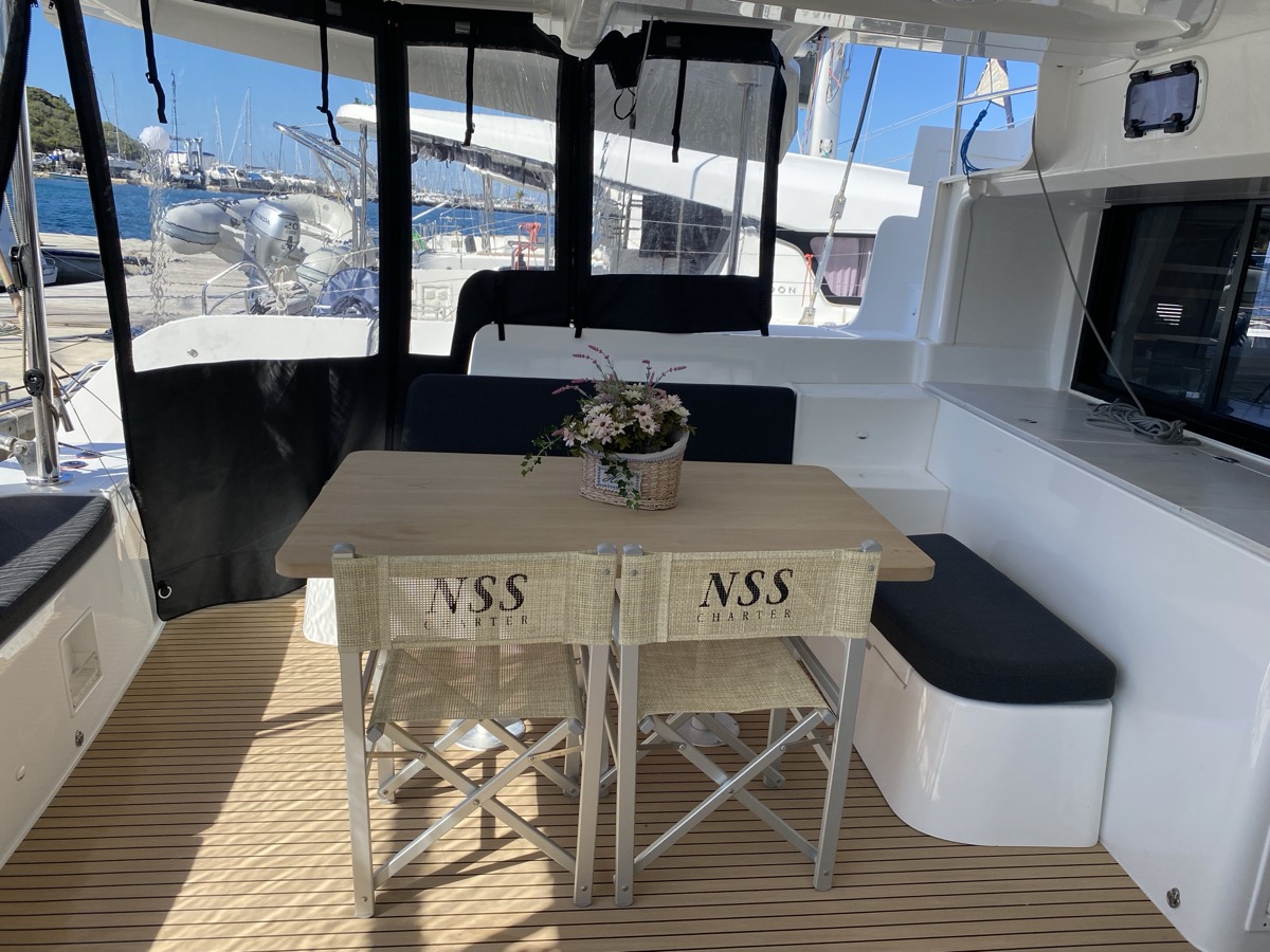 Lagoon 46 — photo 23