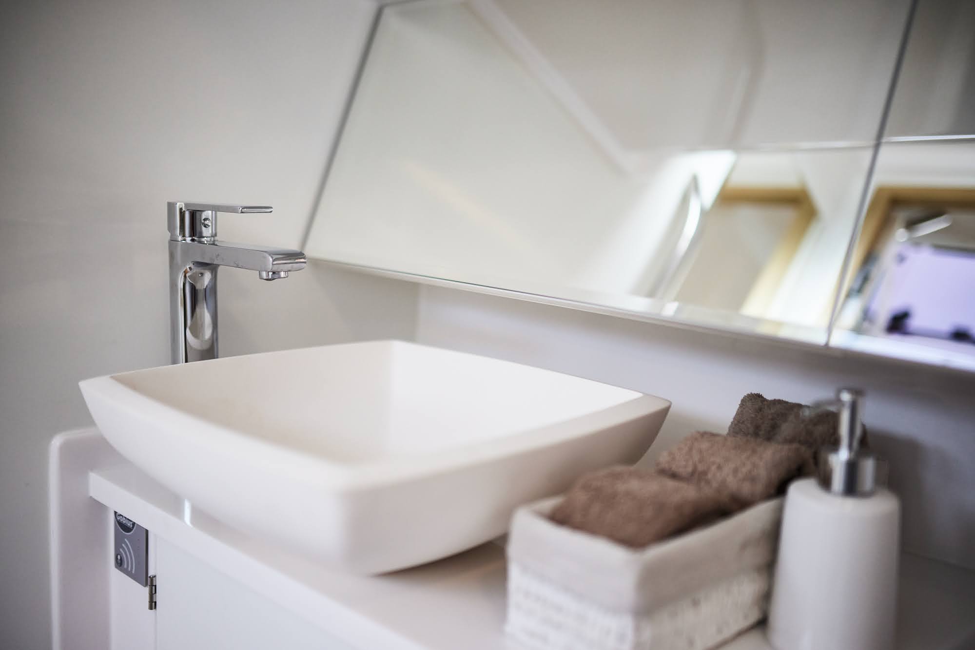 Maxus 35 (see with our base extra options availability as Air Conditioned) — photo 192