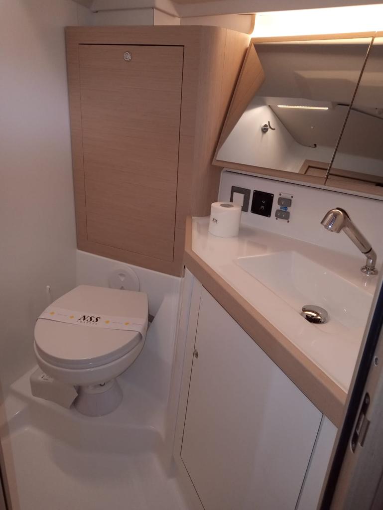 Oceanis 46.1 (4 cab) — photo 19