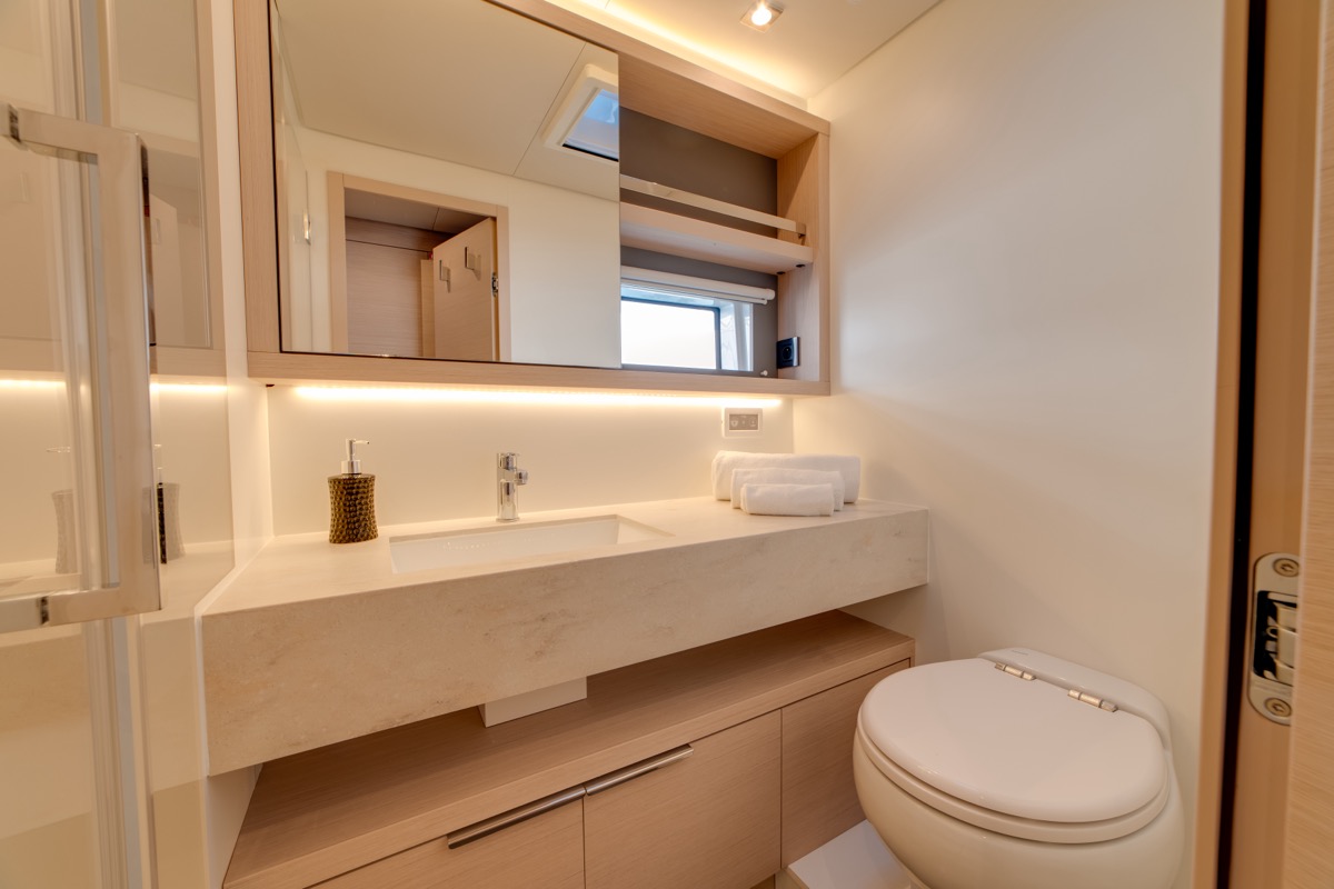 Lagoon 55 — photo 15