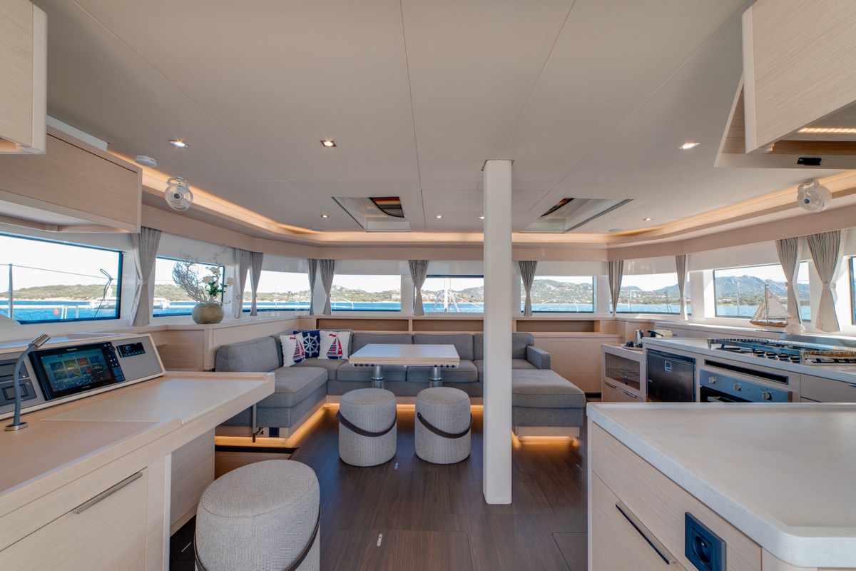Lagoon 55 — photo 45