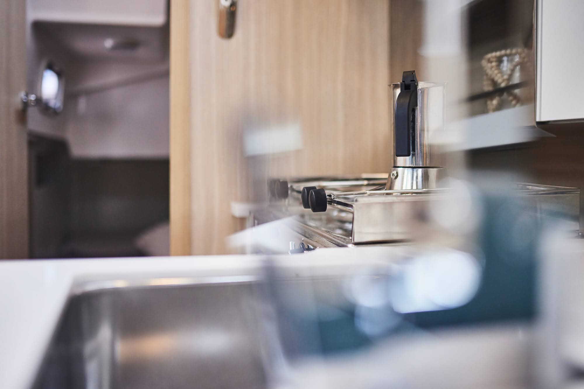 Maxus 35 (see with our base extra options availability as Air Conditioned) — photo 3