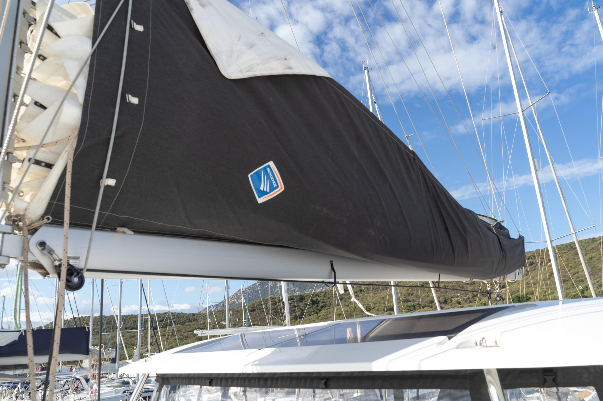 Lagoon 46 — photo 40