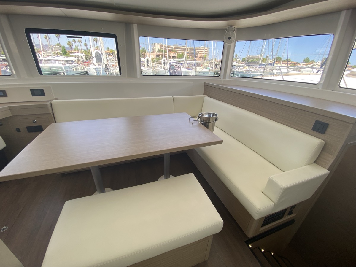 Lagoon 46 — photo 15