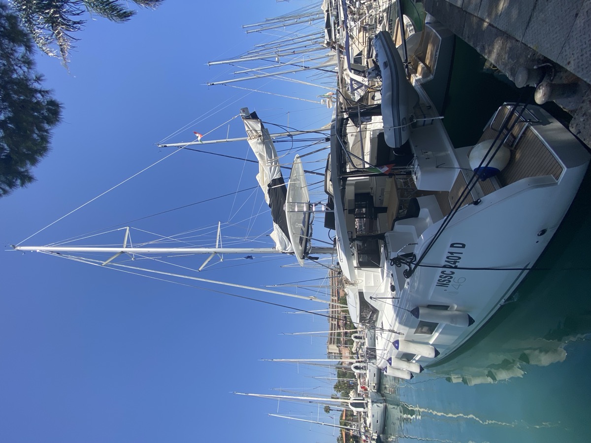 Lagoon 46 — photo 28