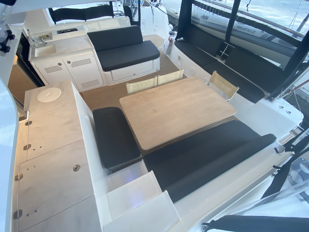 Lagoon 46 — photo 27