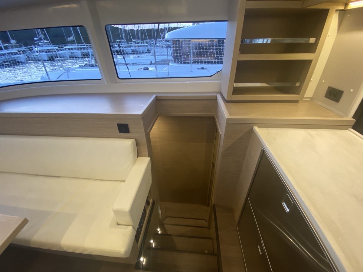 Lagoon 46 — photo 13