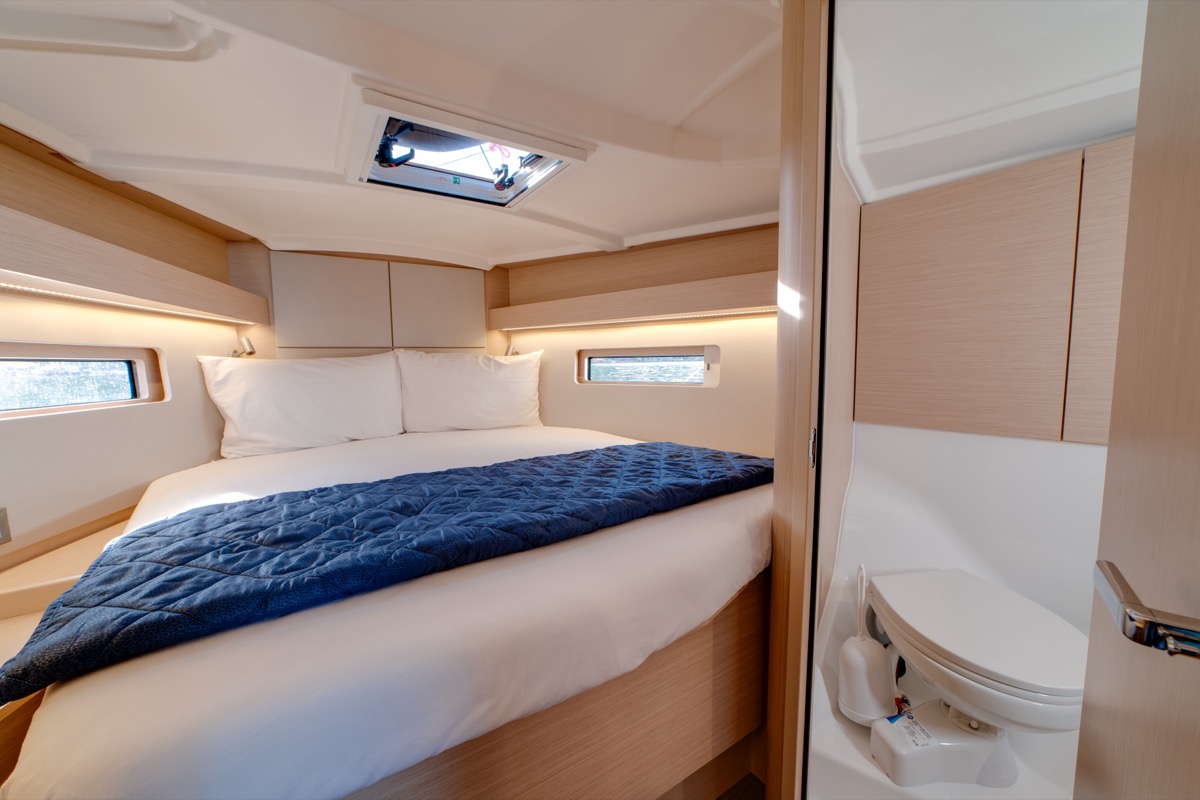 Oceanis 40.1 (3cab) — photo 7