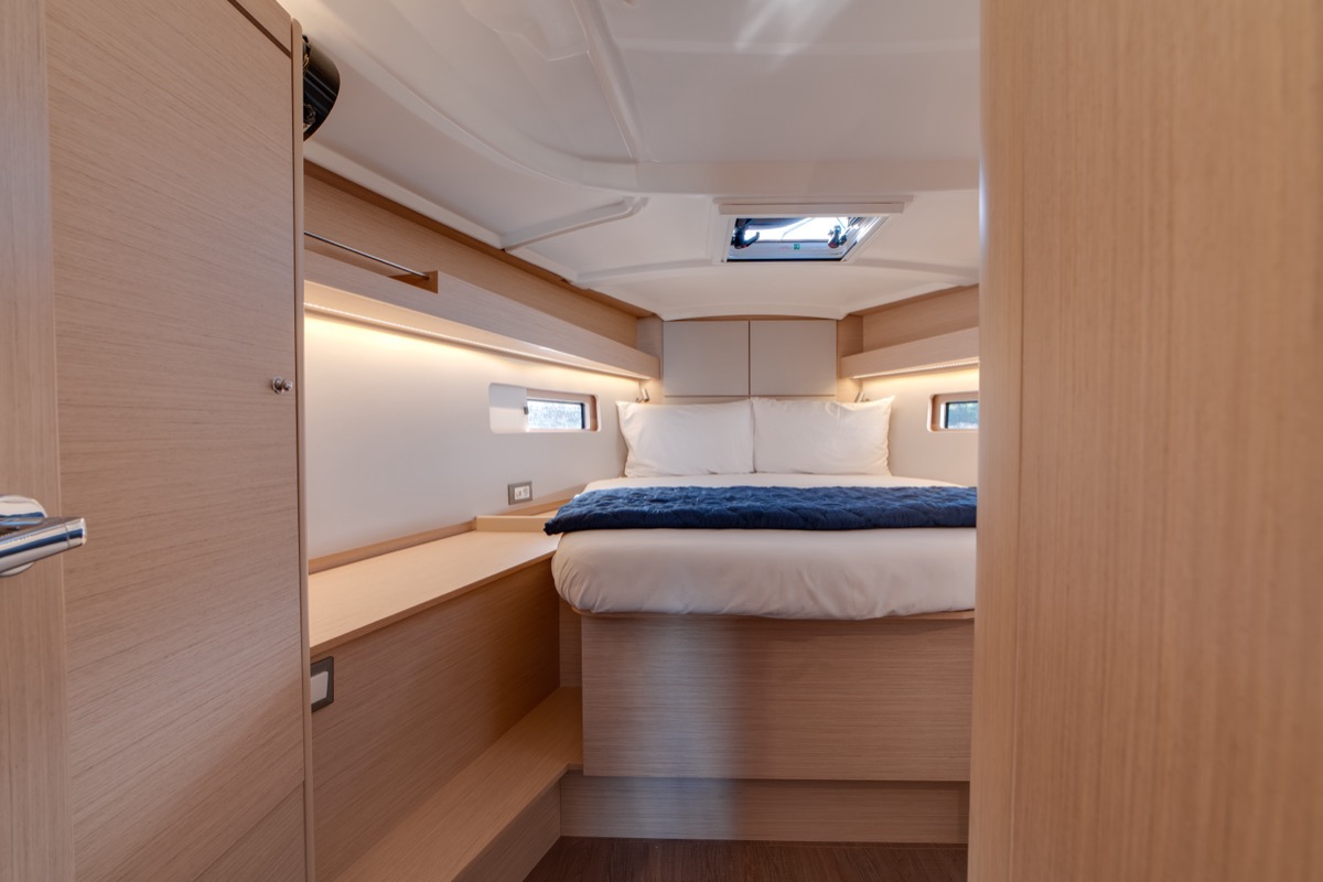 Oceanis 40.1 (3cab) — photo 10