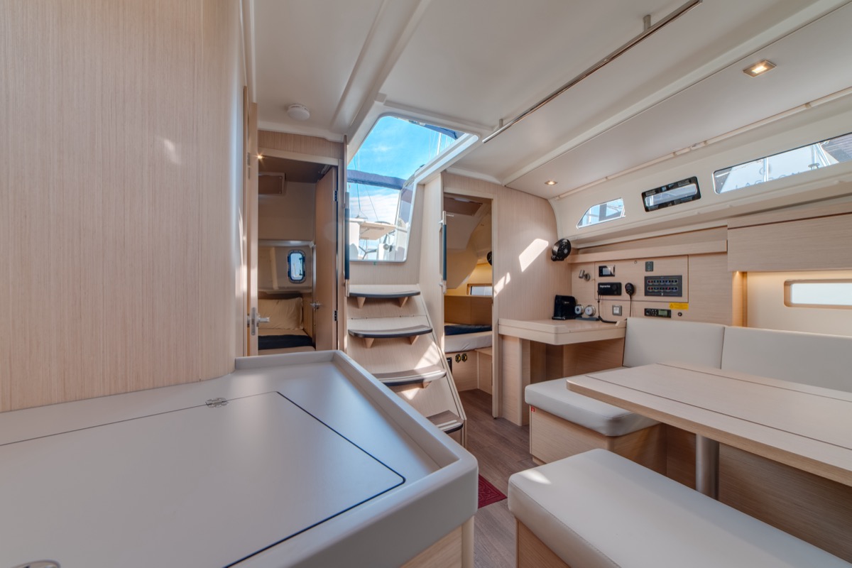 Oceanis 40.1 (3cab) — photo 32