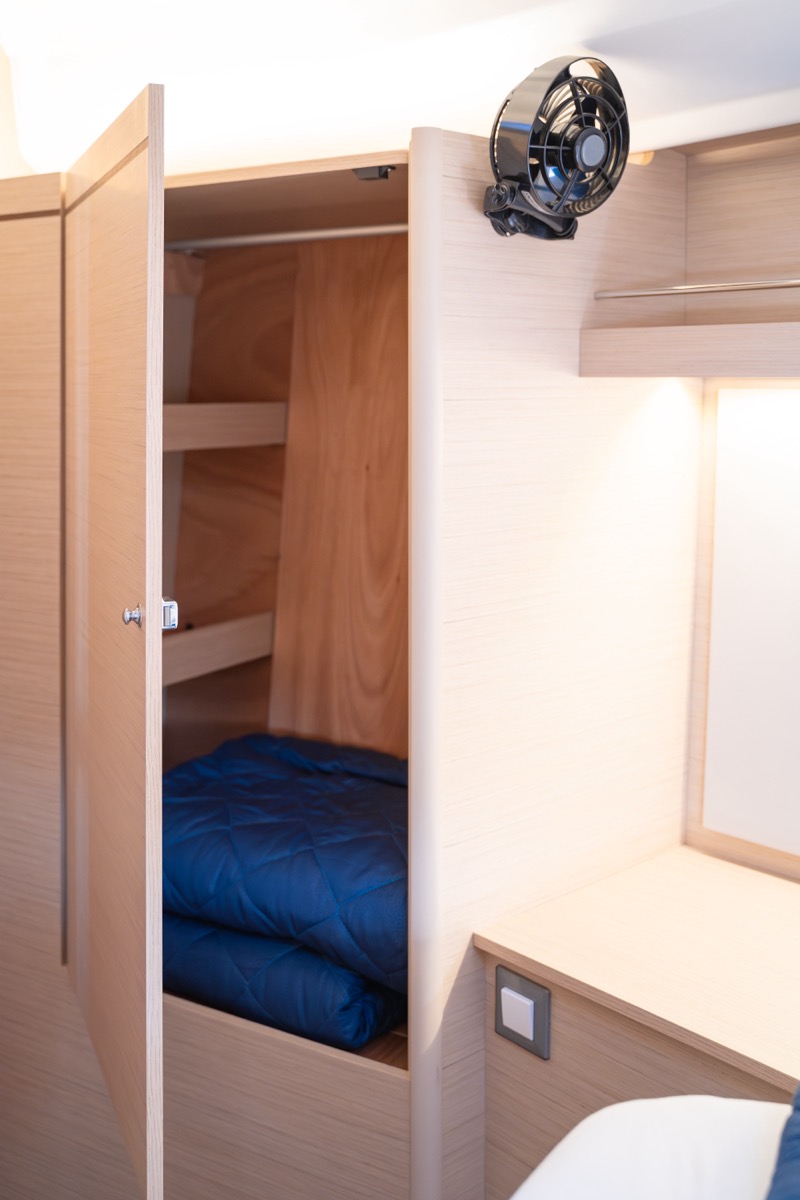 Oceanis 40.1 (3cab) — photo 15