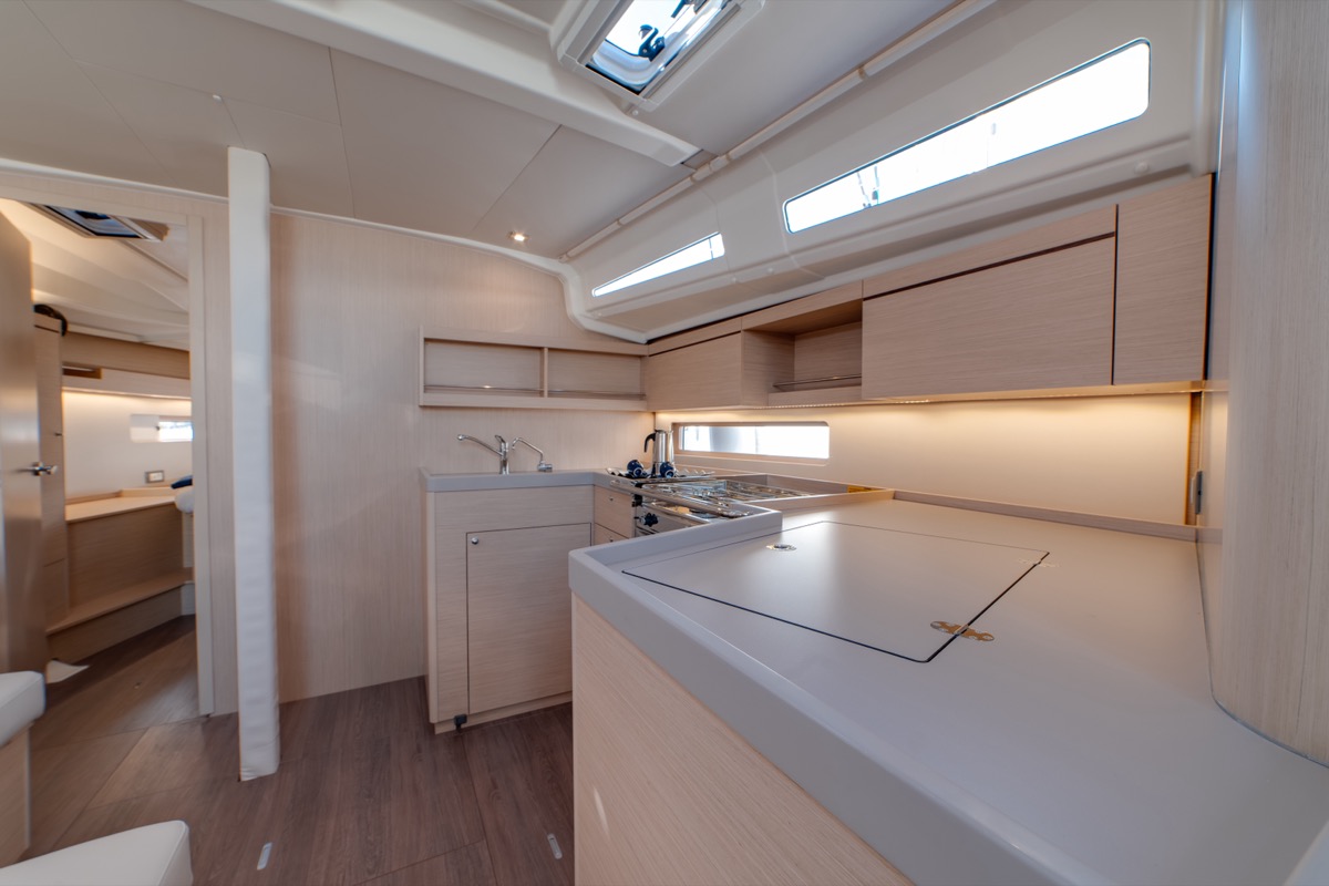 Oceanis 40.1 (3cab) — photo 45