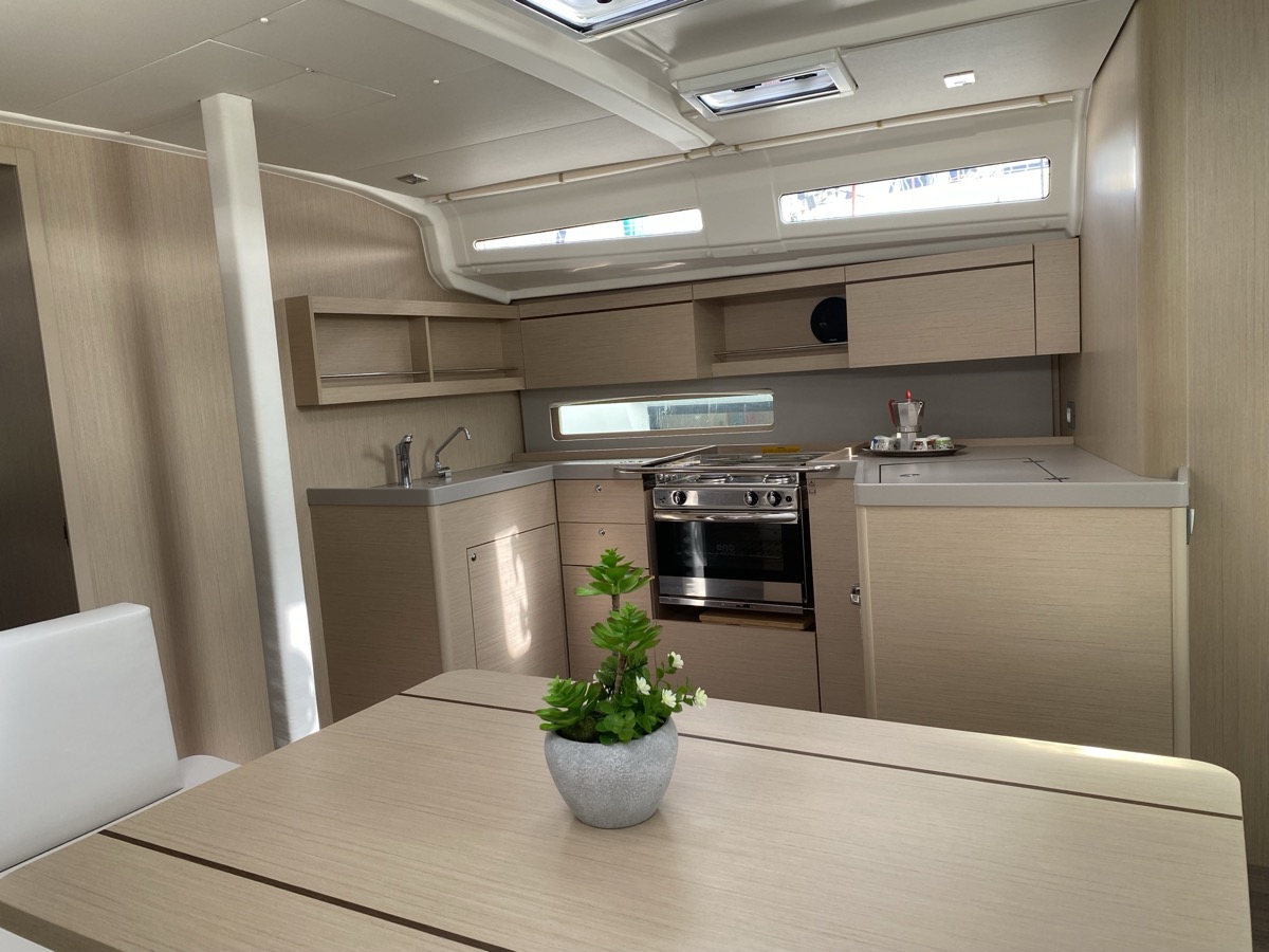 Oceanis 40.1 (3cab) — photo 33