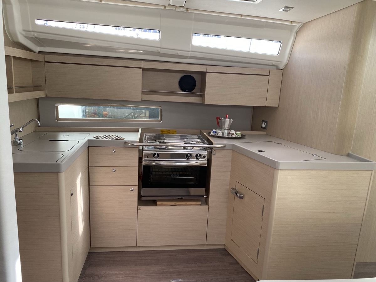 Oceanis 40.1 (3cab) — photo 24