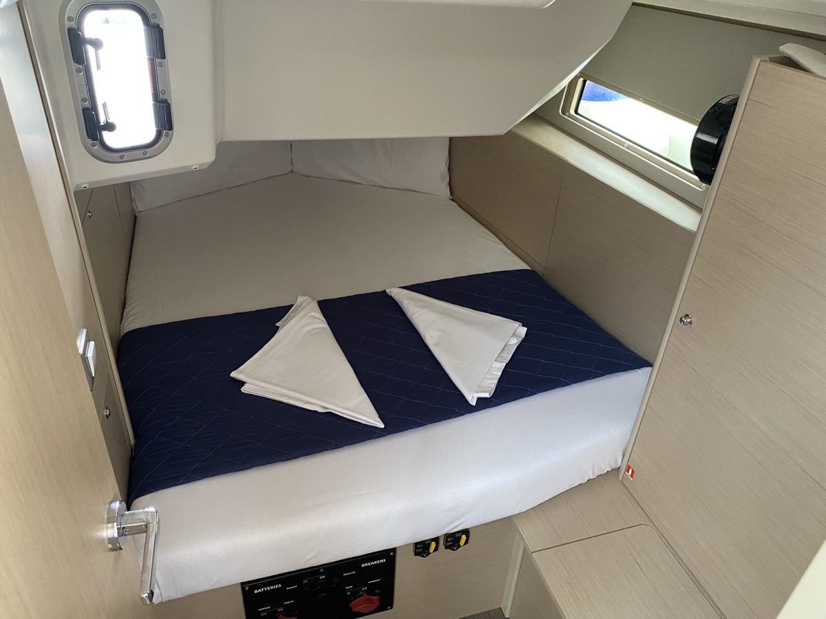 Oceanis 40.1 (3cab) — photo 3