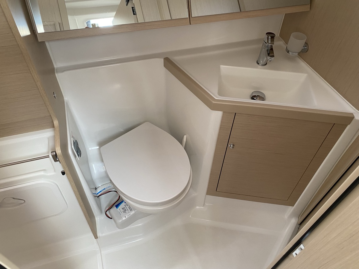 Oceanis 40.1 (3cab) — photo 12