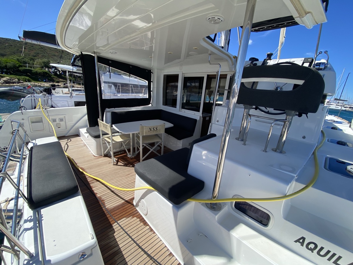 Lagoon 40 — photo 24