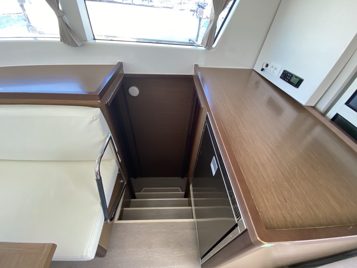 Lagoon 40 — photo 21