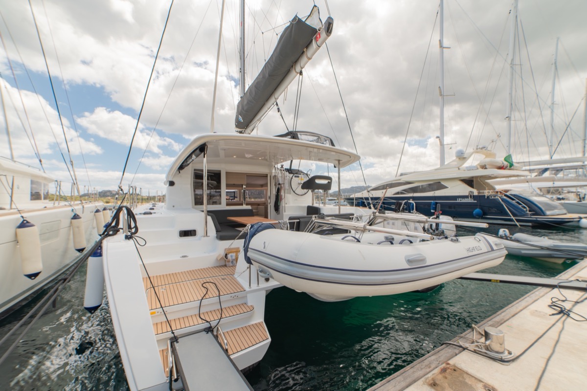 Lagoon 40 — photo 19